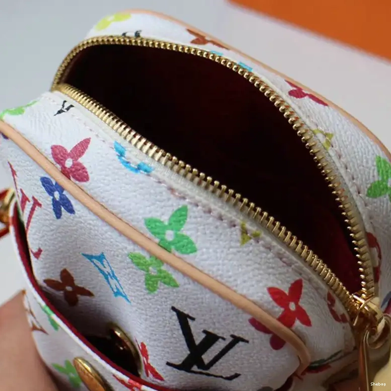 Bags LV 207B570004 0709